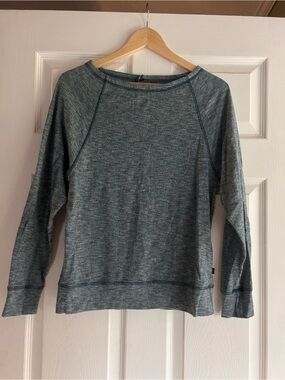 The North Face Women's Heathered Slate Blue Green Crewneck Sweater